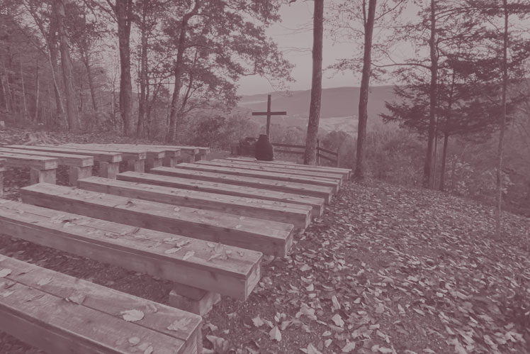 Fall panoramic of Vesper Point, an outdoor worship area at Beersheba Springs Assembly, during a Christ UMC All-Church Retreat.